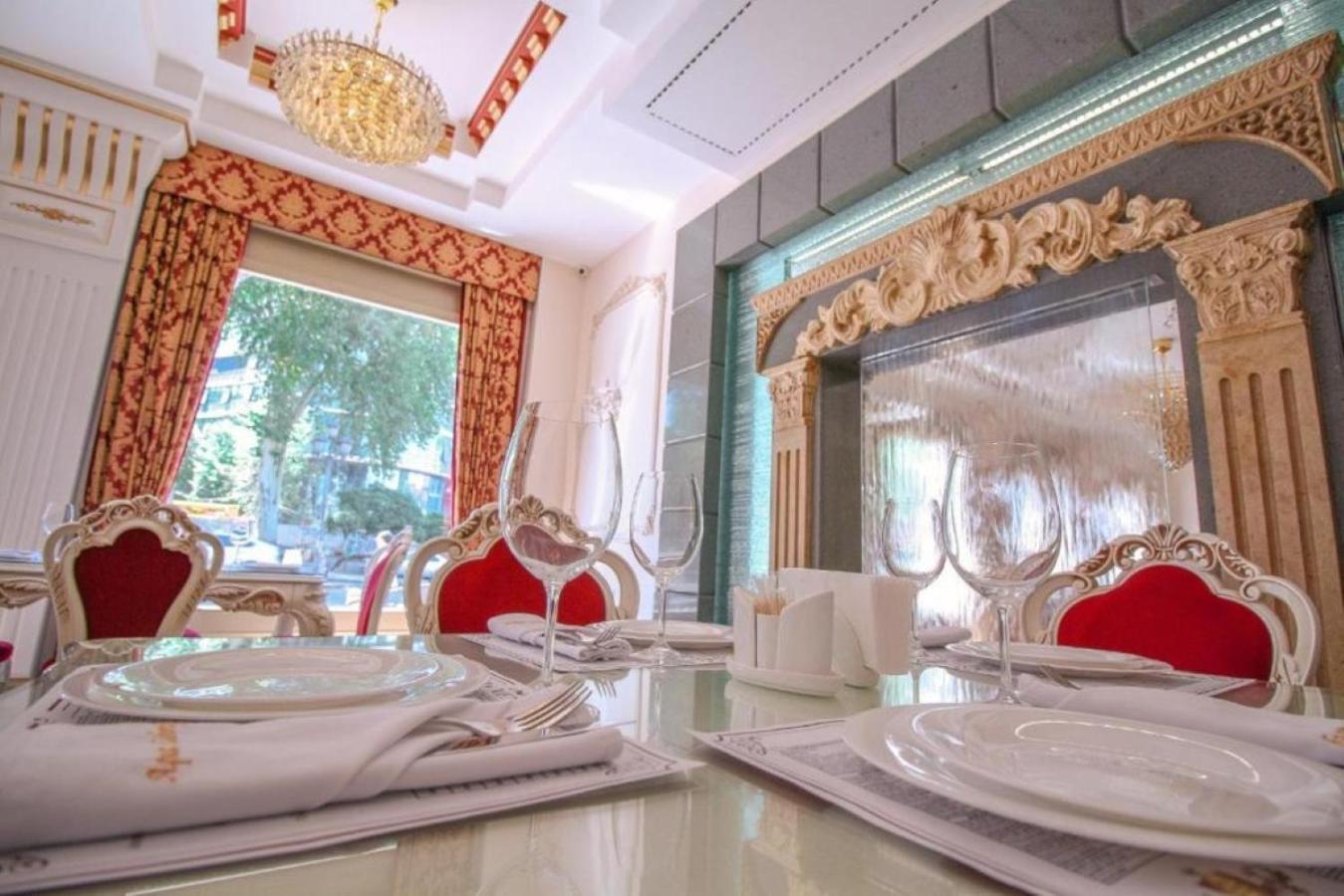 Hotel Aqua Liberty Tbilisi Luaran gambar