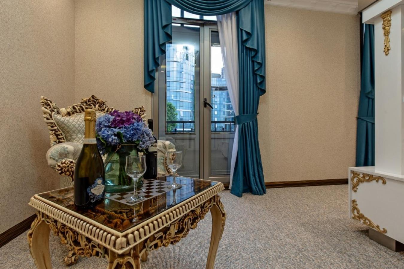 Hotel Aqua Liberty Tbilisi Luaran gambar